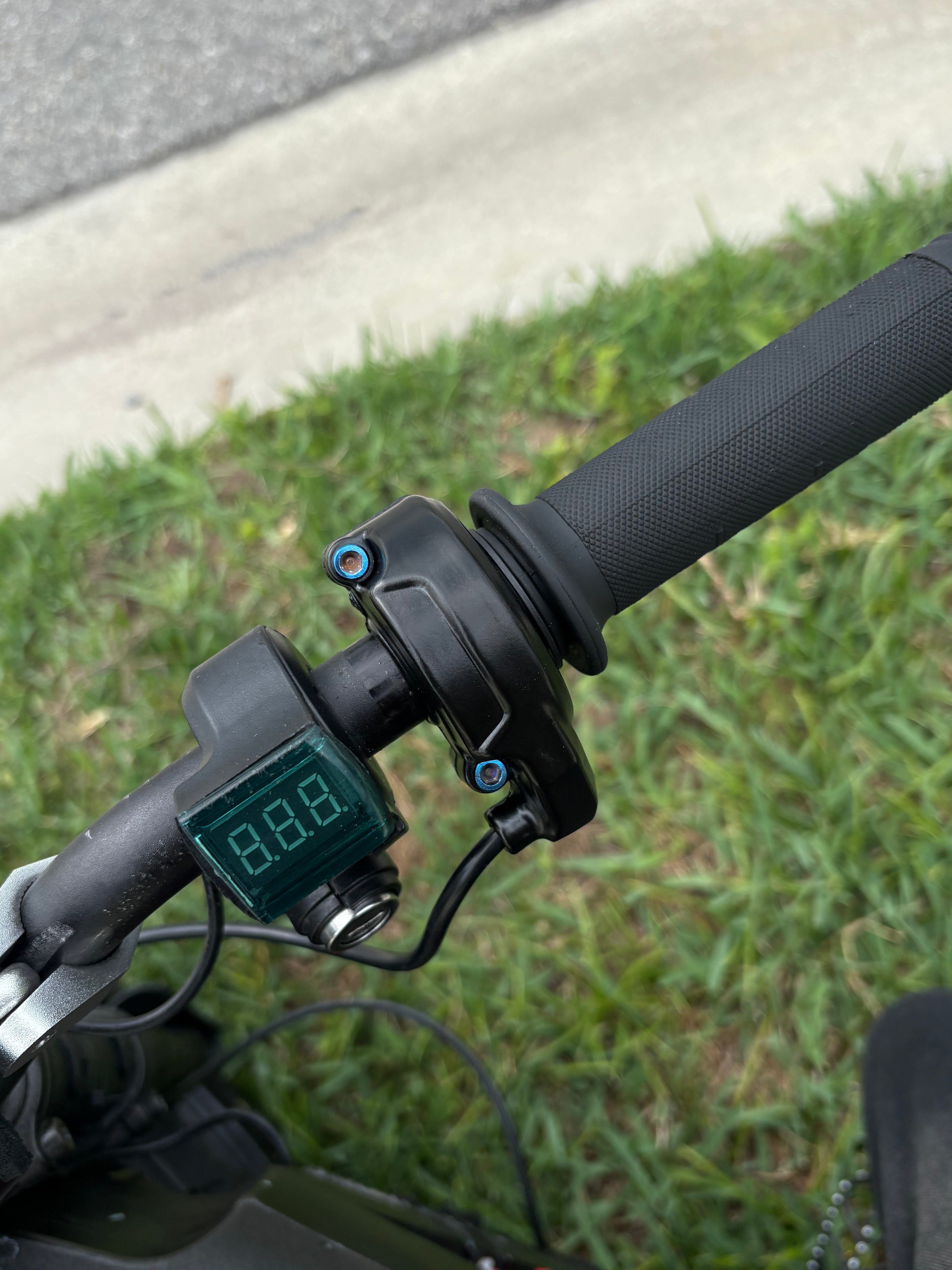 Surron throttle titanium